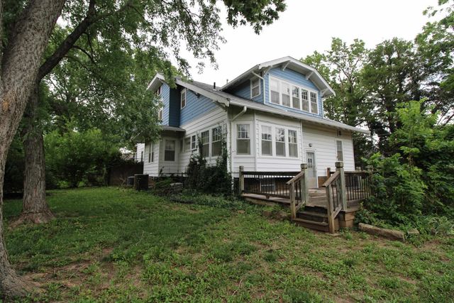 823 W Pine Ave, El Dorado, KS 67042