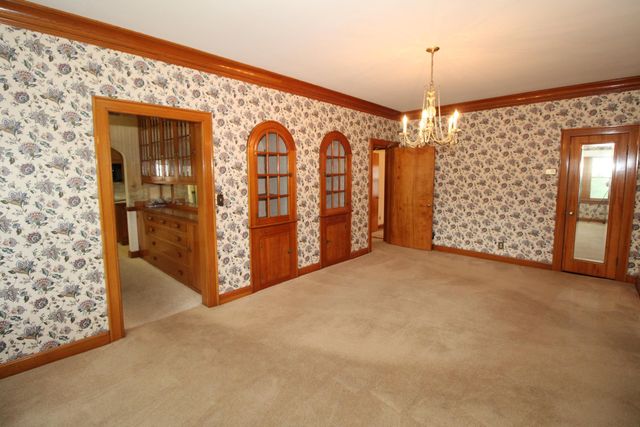 823 W Pine Ave, El Dorado, KS 67042