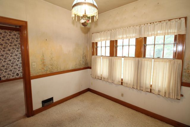 823 W Pine Ave, El Dorado, KS 67042