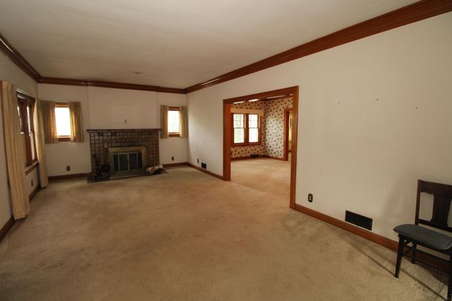 823 W Pine Ave, El Dorado, KS 67042
