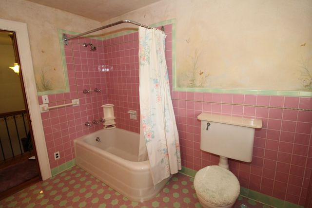 823 W Pine Ave, El Dorado, KS 67042