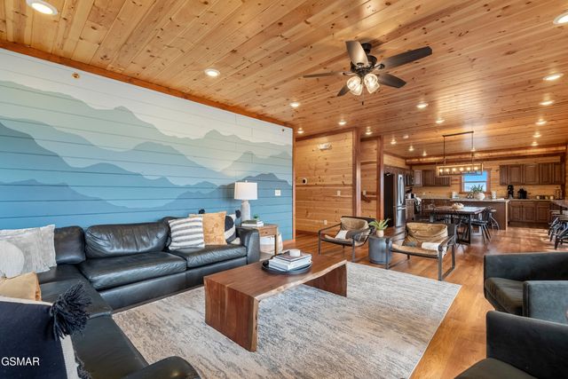 2629 Jerusalem Way, Sevierville, TN 37876