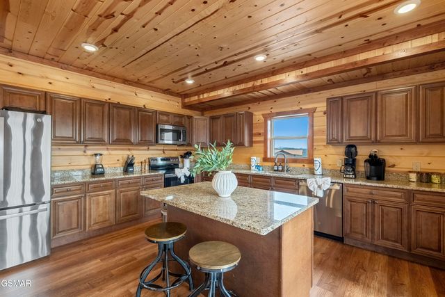 2629 Jerusalem Way, Sevierville, TN 37876