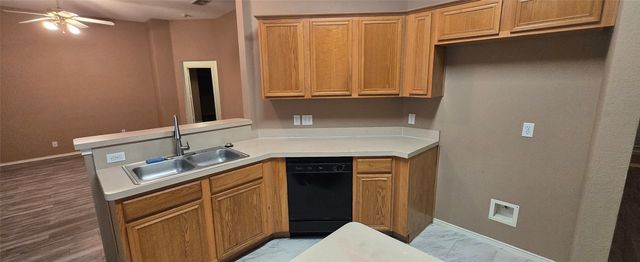 1912 Chapman Drive, Lancaster, TX 75134