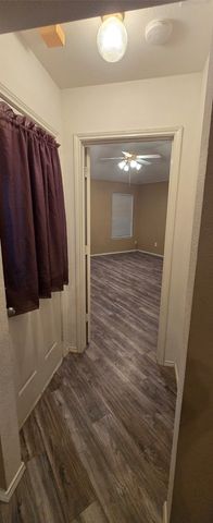 1912 Chapman Drive, Lancaster, TX 75134