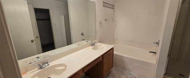 1912 Chapman Drive, Lancaster, TX 75134