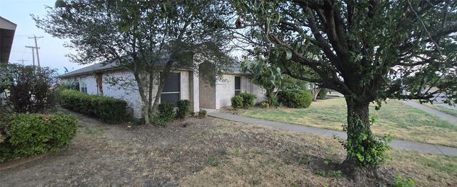 1912 Chapman Drive, Lancaster, TX 75134