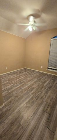 1912 Chapman Drive, Lancaster, TX 75134