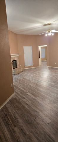 1912 Chapman Drive, Lancaster, TX 75134
