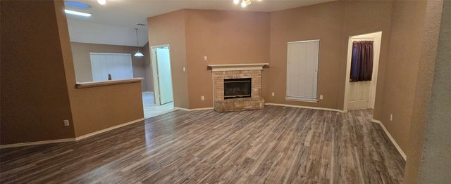 1912 Chapman Drive, Lancaster, TX 75134