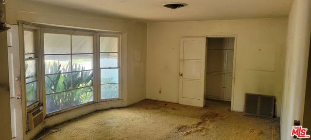 6555 De Celis Place, Van Nuys, CA 91406