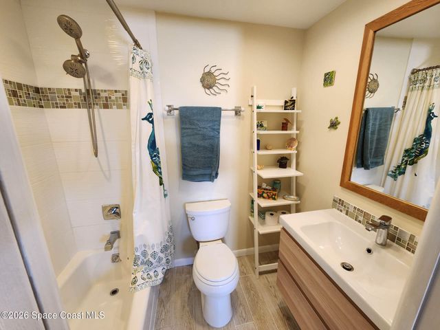 180 Queens Court, Satellite Beach, FL 32937