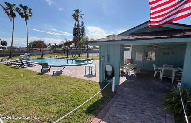 180 Queens Court, Satellite Beach, FL 32937