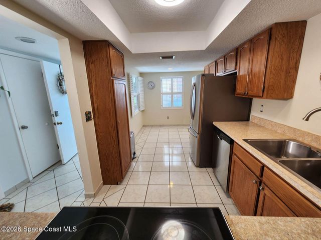 180 Queens Court, Satellite Beach, FL 32937