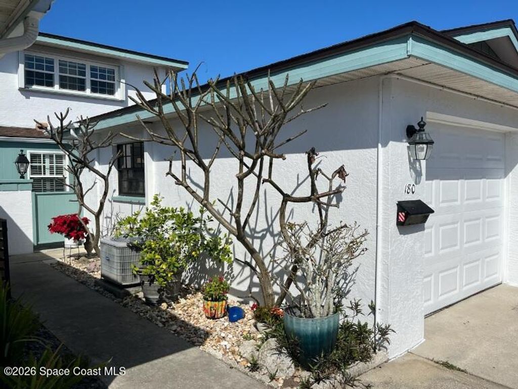 180 Queens Court, Satellite Beach, FL 32937