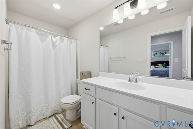 8761 Lake Jordan Way, Petersburg, VA 23803