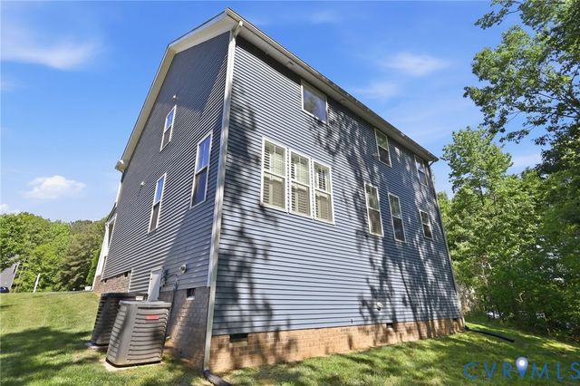 8761 Lake Jordan Way, Petersburg, VA 23803