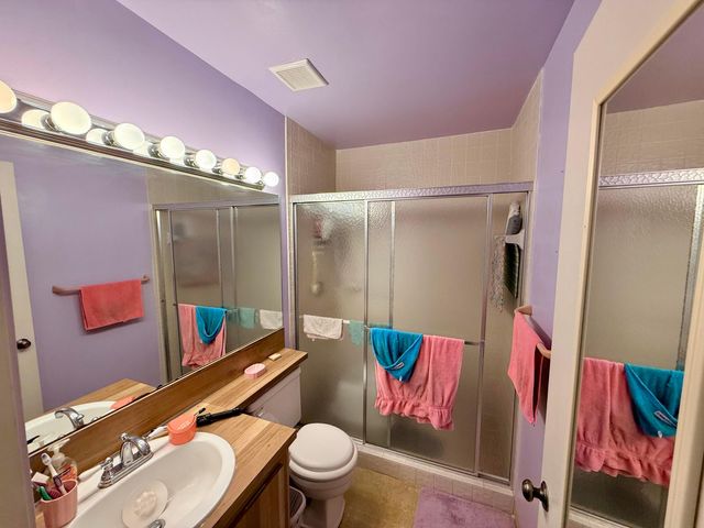 5624 Biscayne Drive, Greenacres, FL 33463