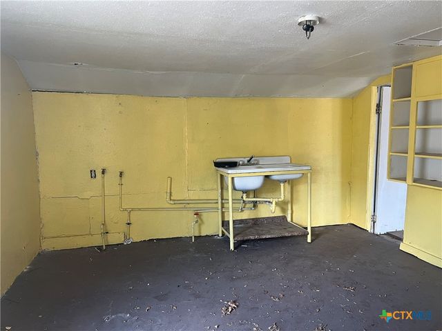 612 S 7th Street, Temple, TX 76504