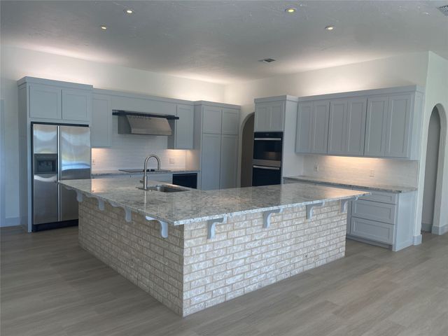 154 Hilton Head Island Drive, Mabank, TX 75156