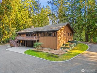 338 Fern Road, Port Angeles, WA 98362
