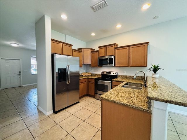 11155 SAVANNAH LANDING CIRCLE, Orlando, FL 32832