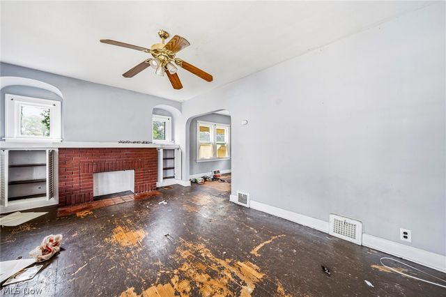 1735 Clarkstone Road, Cleveland, OH 44112
