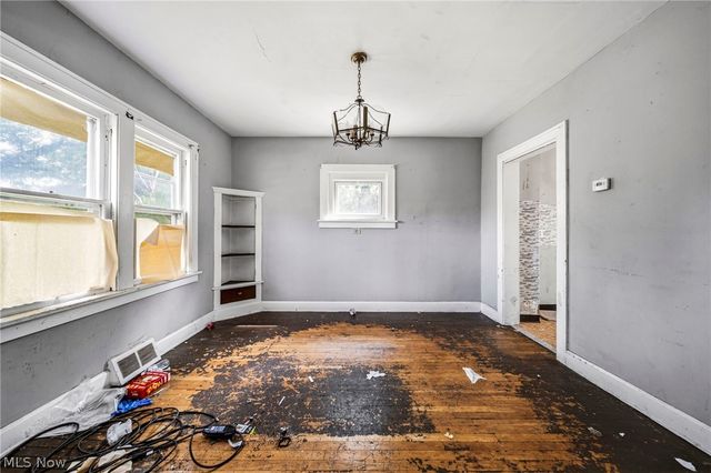 1735 Clarkstone Road, Cleveland, OH 44112