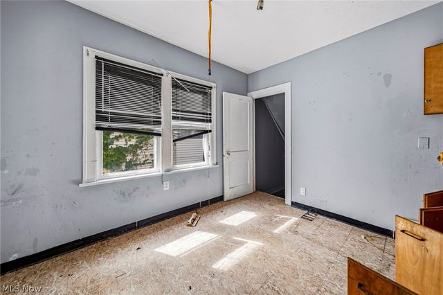 1735 Clarkstone Road, Cleveland, OH 44112