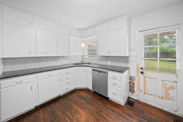 2717 Crestview, Tyler, TX 75701