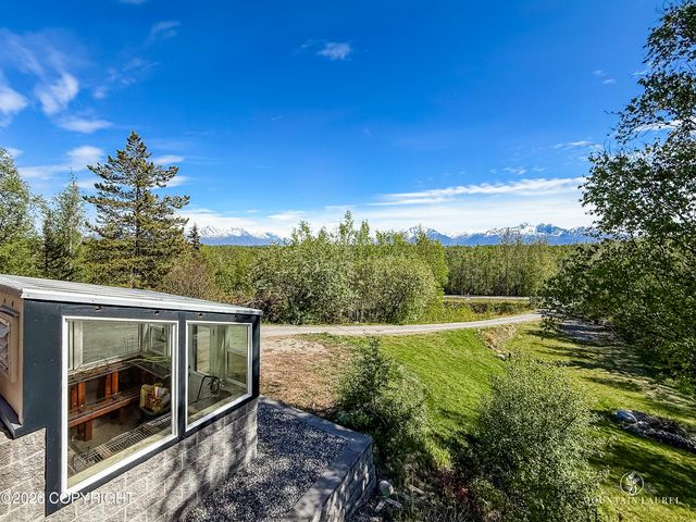 3825 E Palmdale Drive, Wasilla, AK 99654