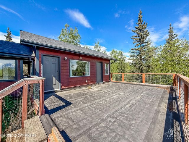 3825 E Palmdale Drive, Wasilla, AK 99654