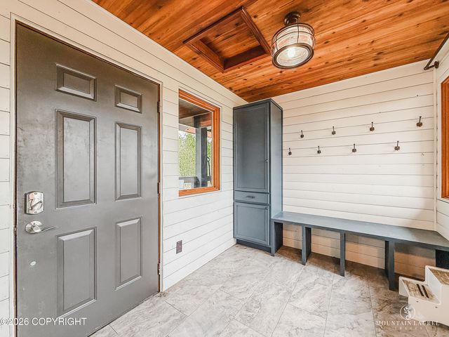 3825 E Palmdale Drive, Wasilla, AK 99654