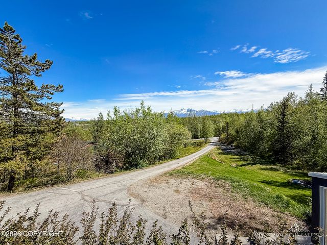 3825 E Palmdale Drive, Wasilla, AK 99654