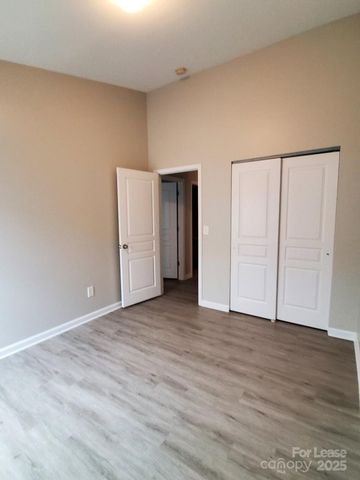 12676 Persimmon Tree Drive, Charlotte, NC 28273