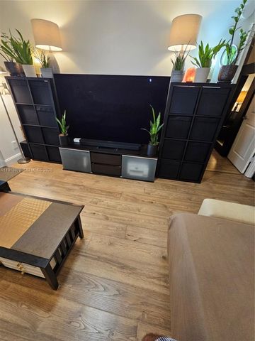 1800 N Andrews Ave 2H, Fort Lauderdale, FL 33311