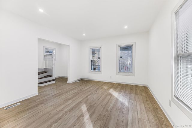 184 Hillside Avenue, Mount Vernon, NY 10553