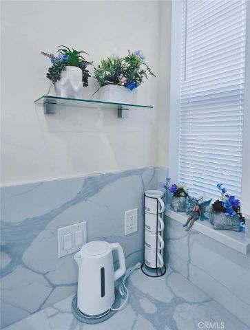6920 Loma Verde, Los Angeles, CA 91303
