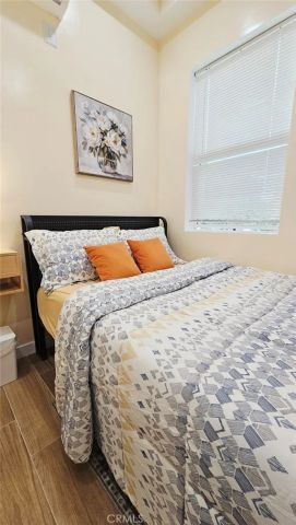 6920 Loma Verde, Los Angeles, CA 91303