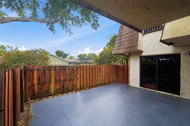 2501 NW 99th Avenue, Coral Springs, FL 33065