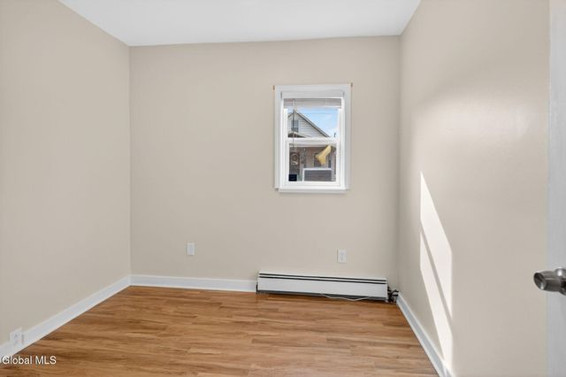 3 Newbury Street, Rensselaer, NY 12144