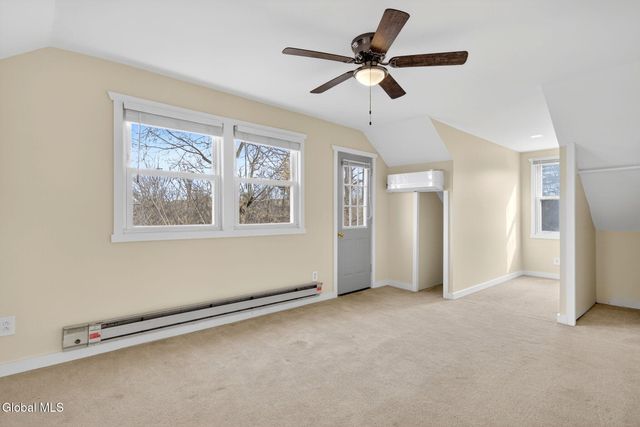 3 Newbury Street, Rensselaer, NY 12144