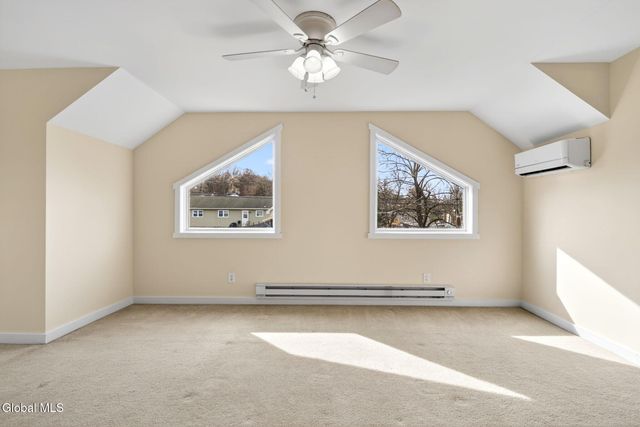 3 Newbury Street, Rensselaer, NY 12144