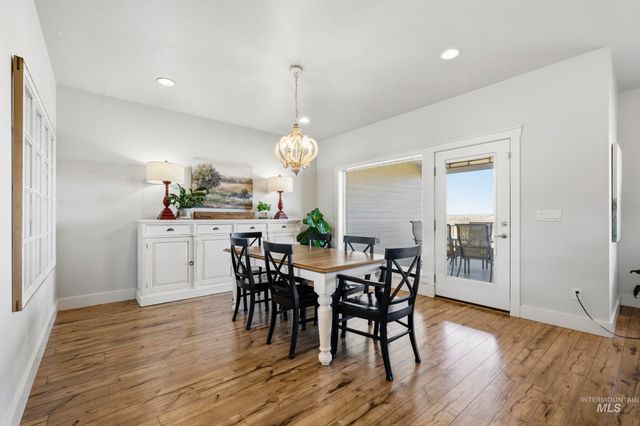 27204 Serenity Ln, Caldwell, ID 83607