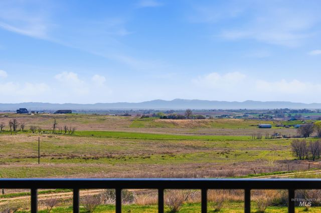 27204 Serenity Ln, Caldwell, ID 83607