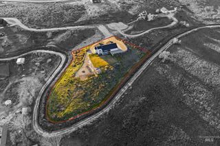 27204 Serenity Ln, Caldwell, ID 83607