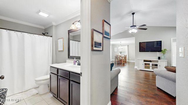 1996 Olivia Circle, Loudon, TN 37774