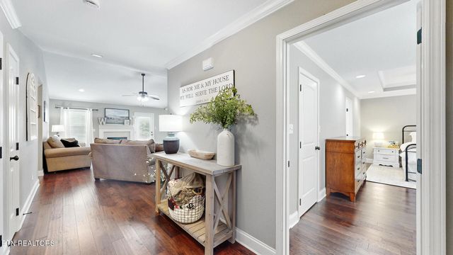 1996 Olivia Circle, Loudon, TN 37774