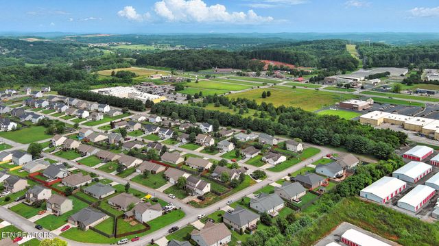 1996 Olivia Circle, Loudon, TN 37774