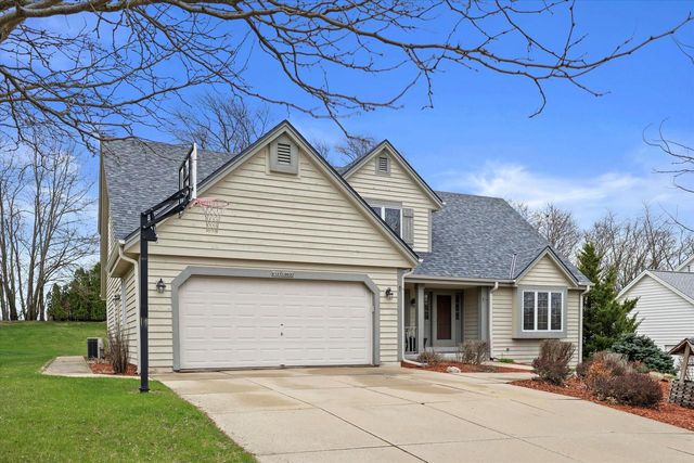 W127S9630 Scott Krause DRIVE, Muskego, WI 53150